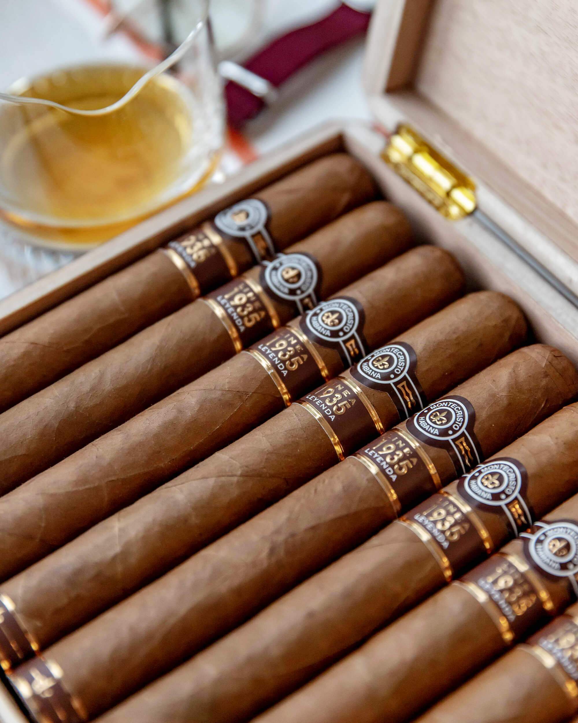 Montecristo Línea 1935 Series Leyenda - Image 4