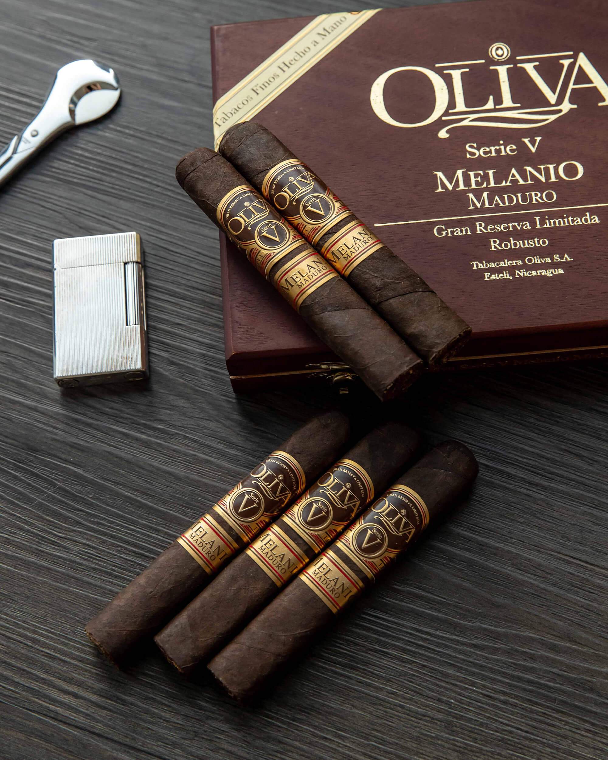 Oliva Serie V Melanio Maduro Robusto - Image 5