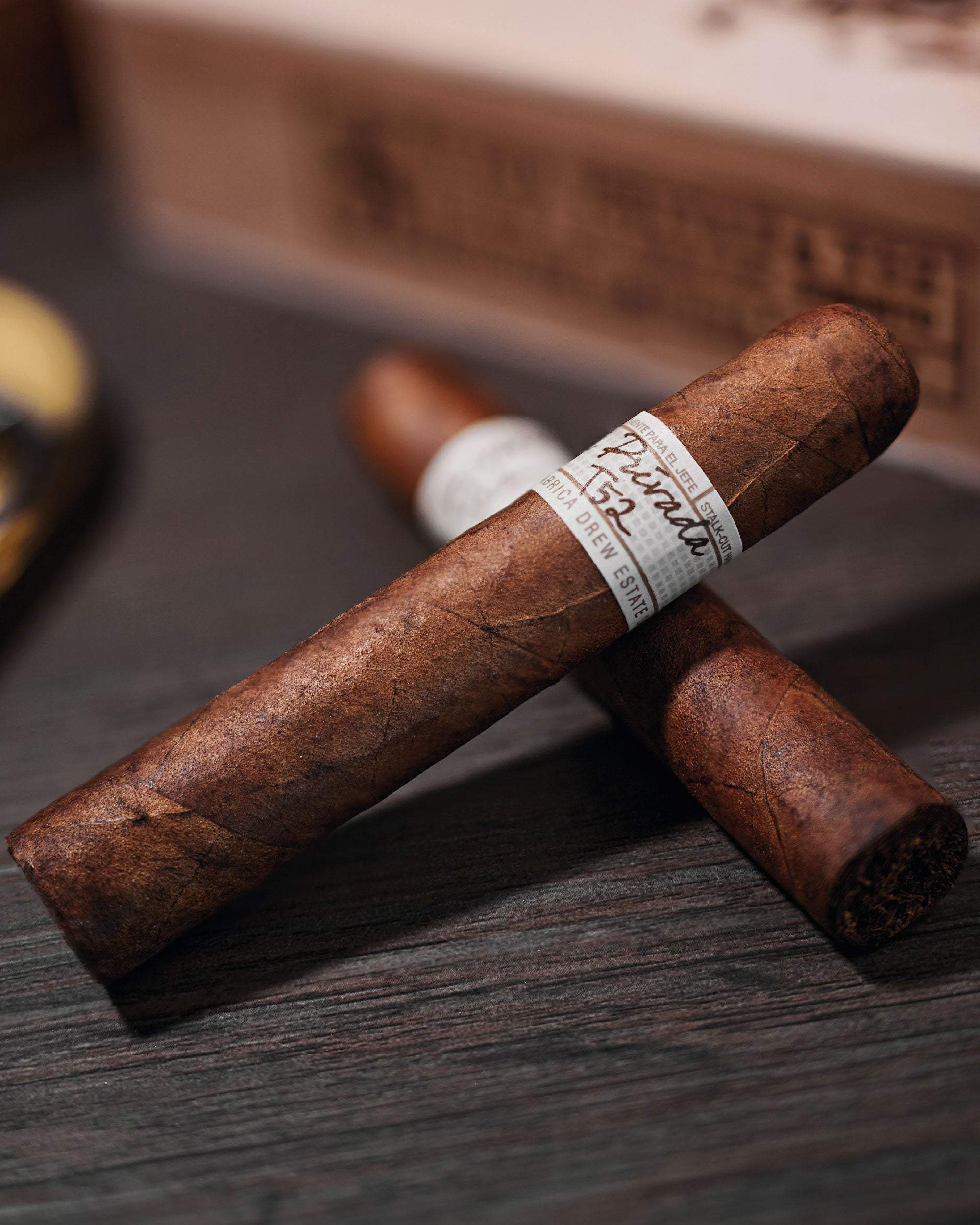 Drew Estate Liga Privada T52 Robusto - Image 4