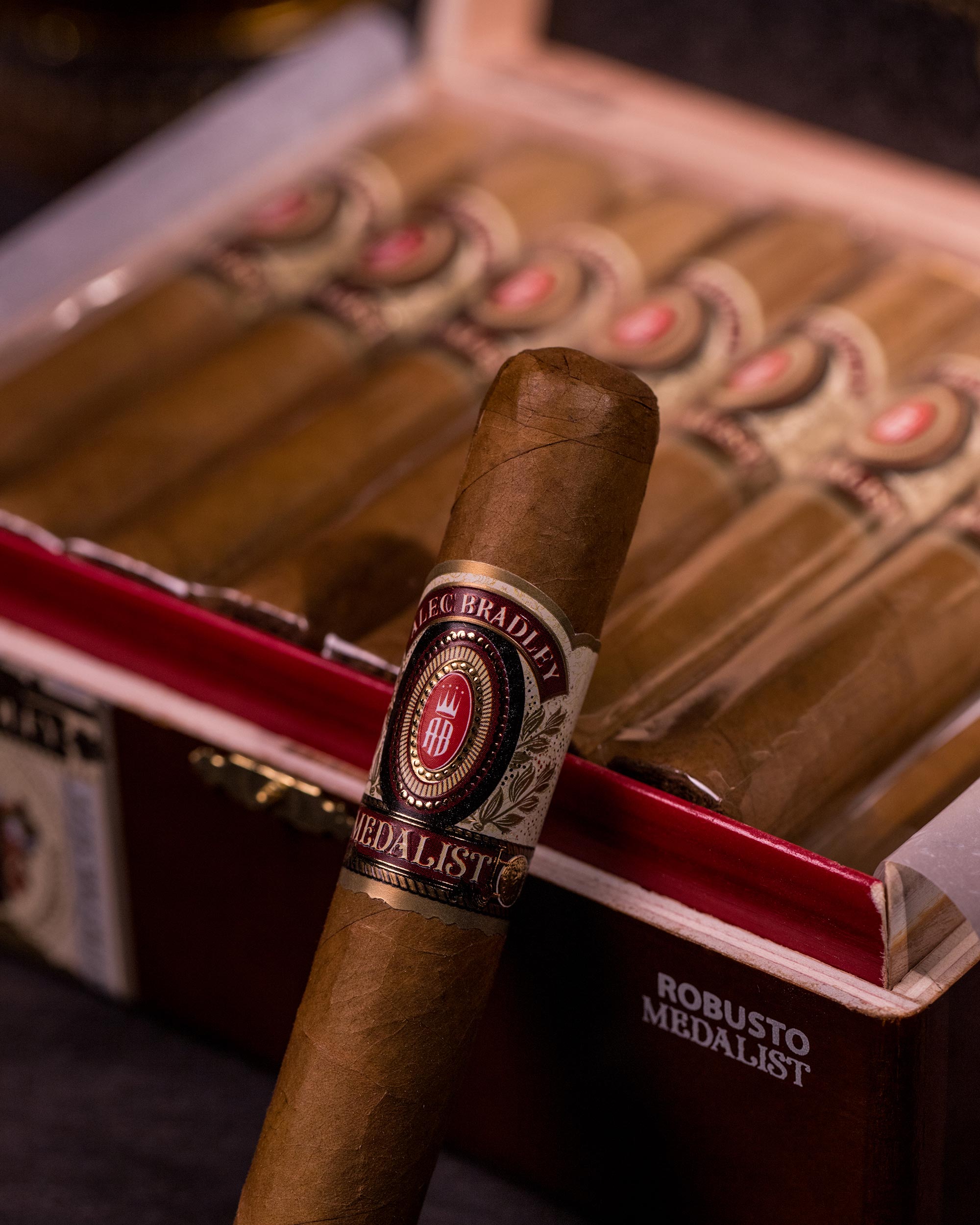Alec Bradley Medalist Robusto - Image 5