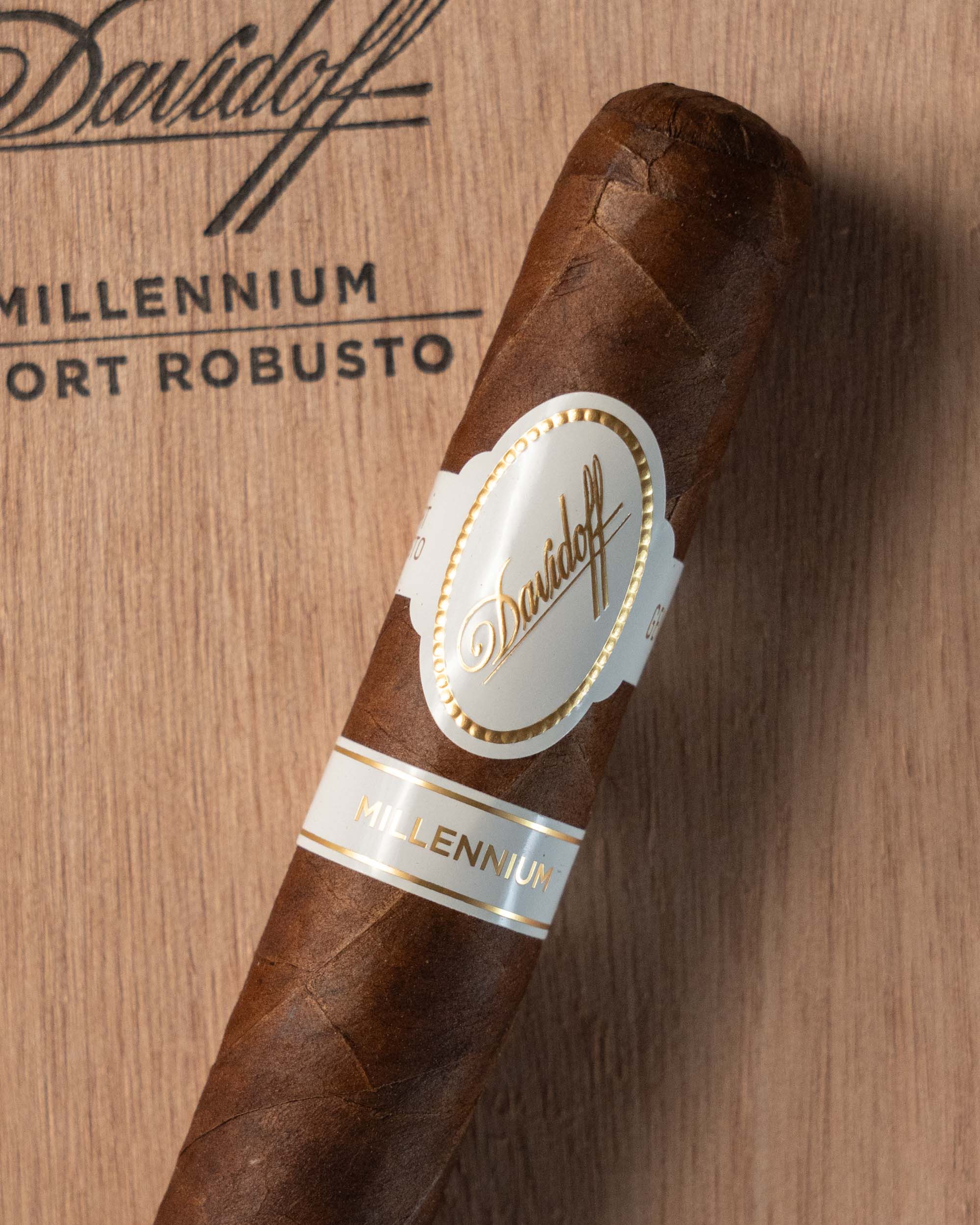 Davidoff Millennium Short Robusto - Image 3