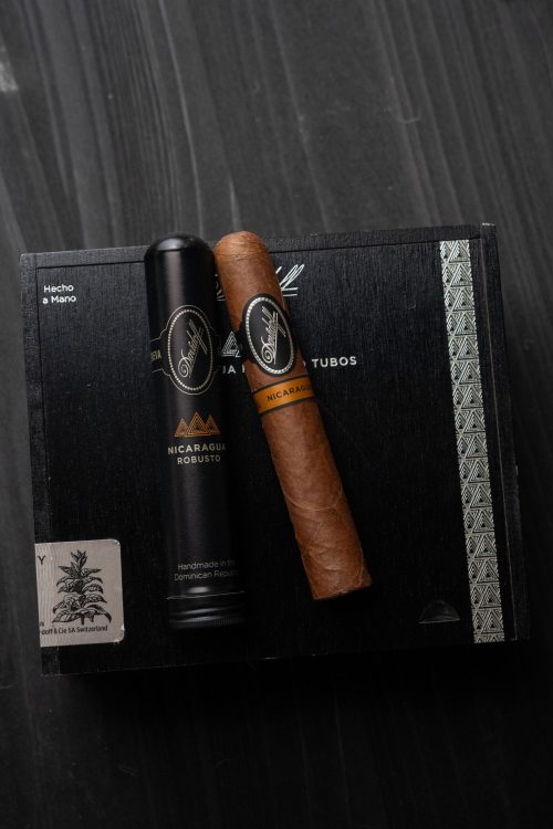 Davidoff Nicaragua Robusto (Tubos)