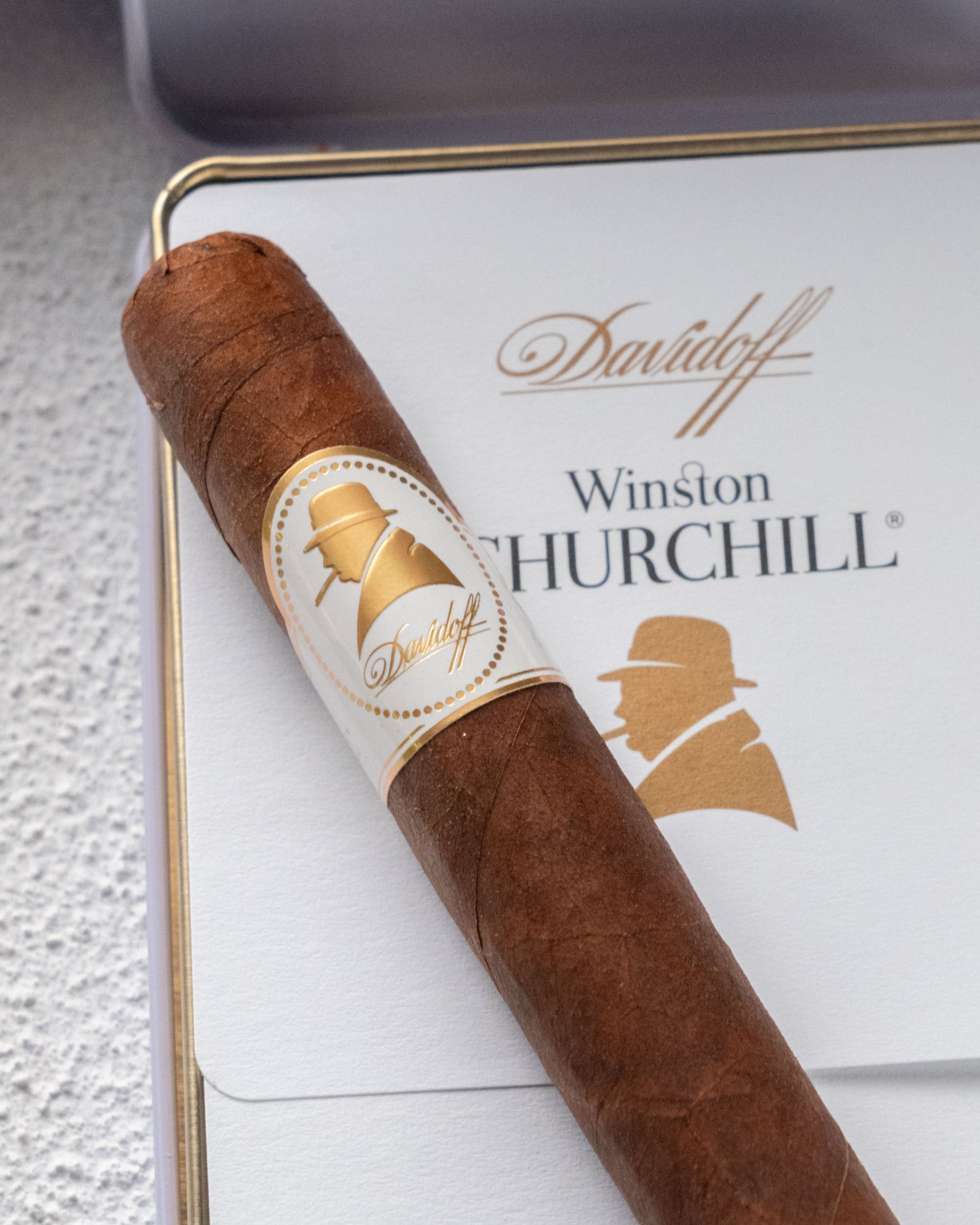 Davidoff Winston Churchill Petit Panetela - Image 3