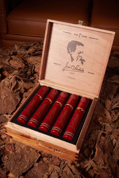 Padrón 1926 No. 90 Maduro (Tubos)