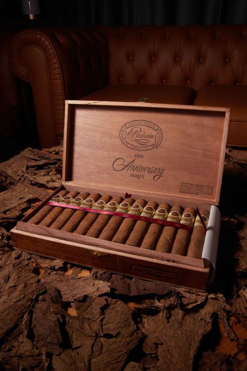 Padrón 1964 Anniversary Belicoso Natural