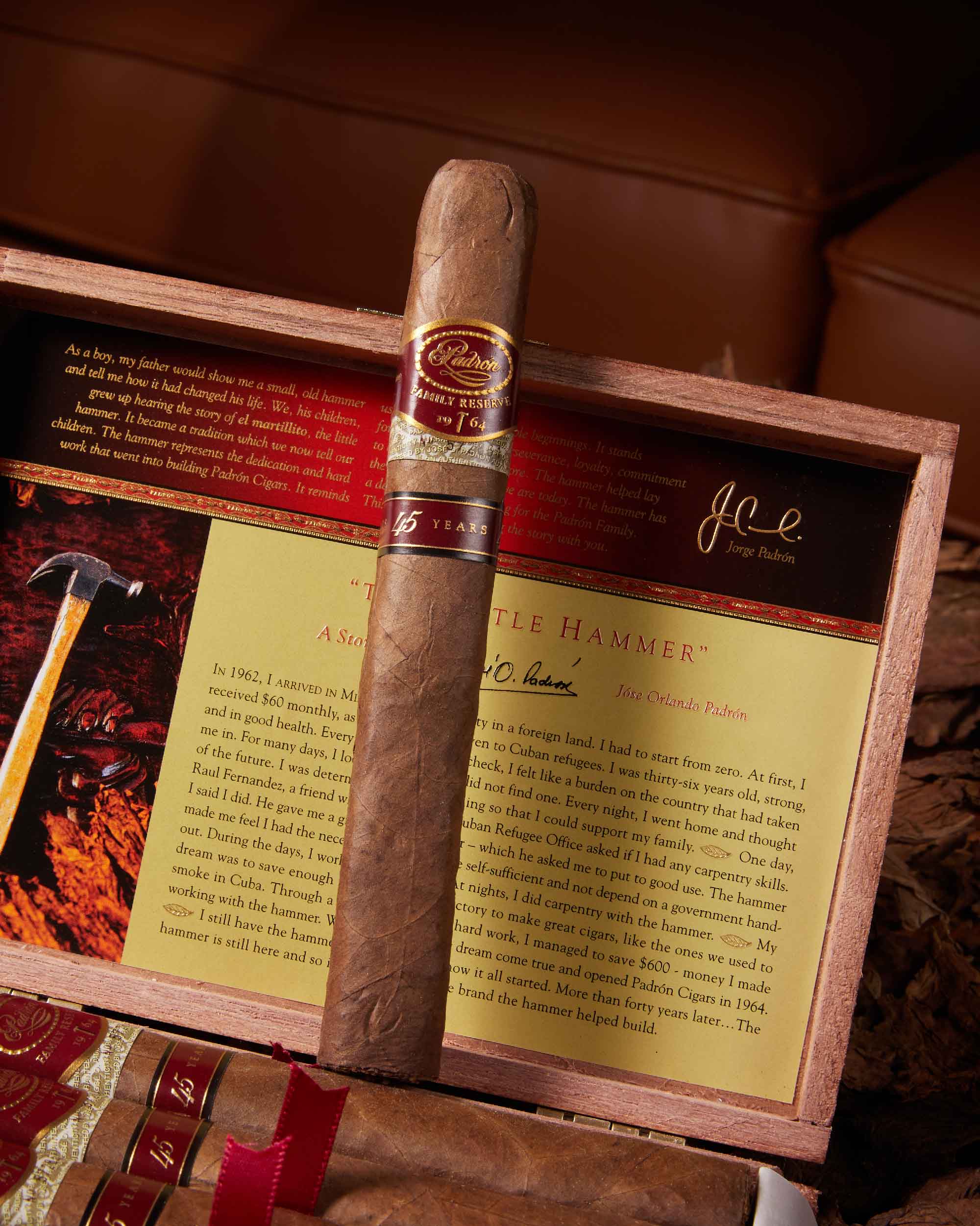 Padrón Family Reserve No. 45 Natural - Image 3