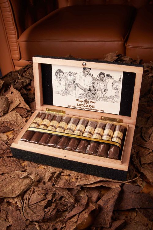 Rocky Patel Decade Short Robusto