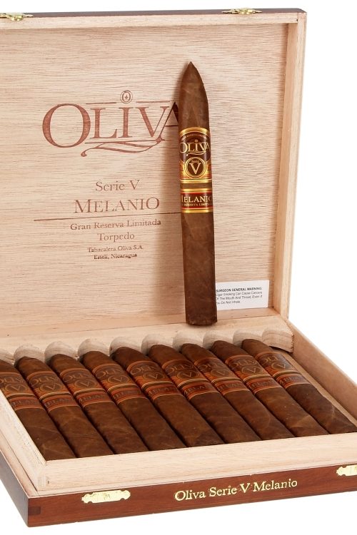 Oliva Serie V Melanio Torpedo 6″1/2 * 52